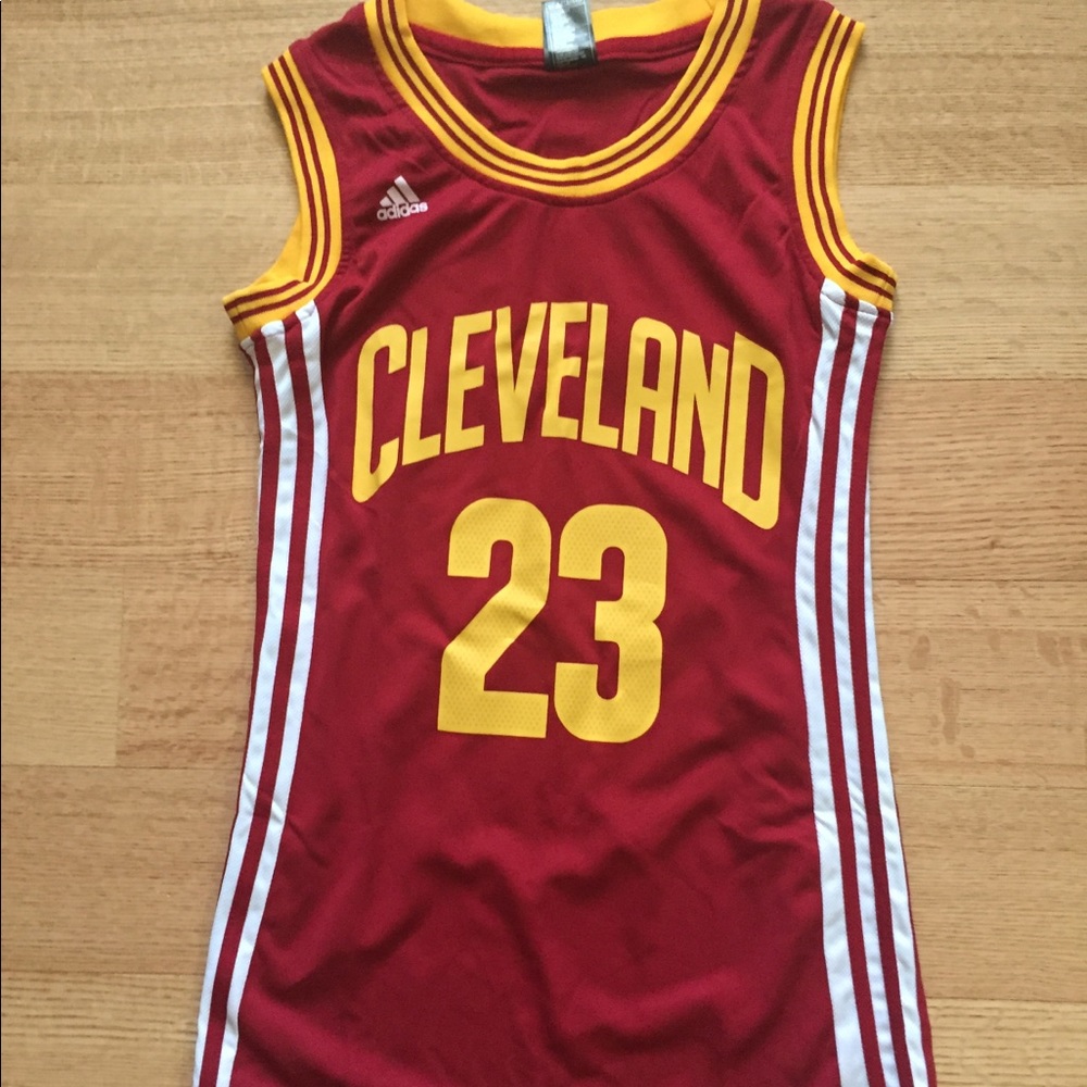 LeBron James Jersey